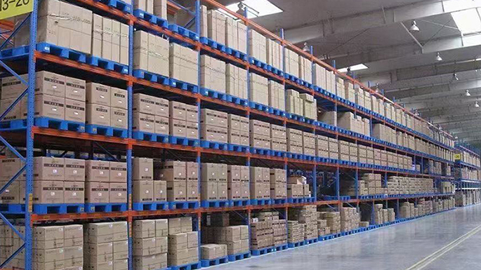 汽車行業(yè)倉(cāng)庫(kù)貨架